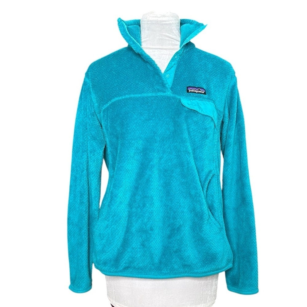 Patagonia Women's Re-Tool Snap-T Fleece
Pullover Jacket. Size Medium